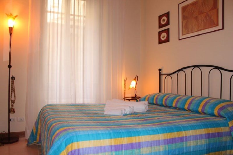 Via Roma Suites Флоренция Экстерьер фото