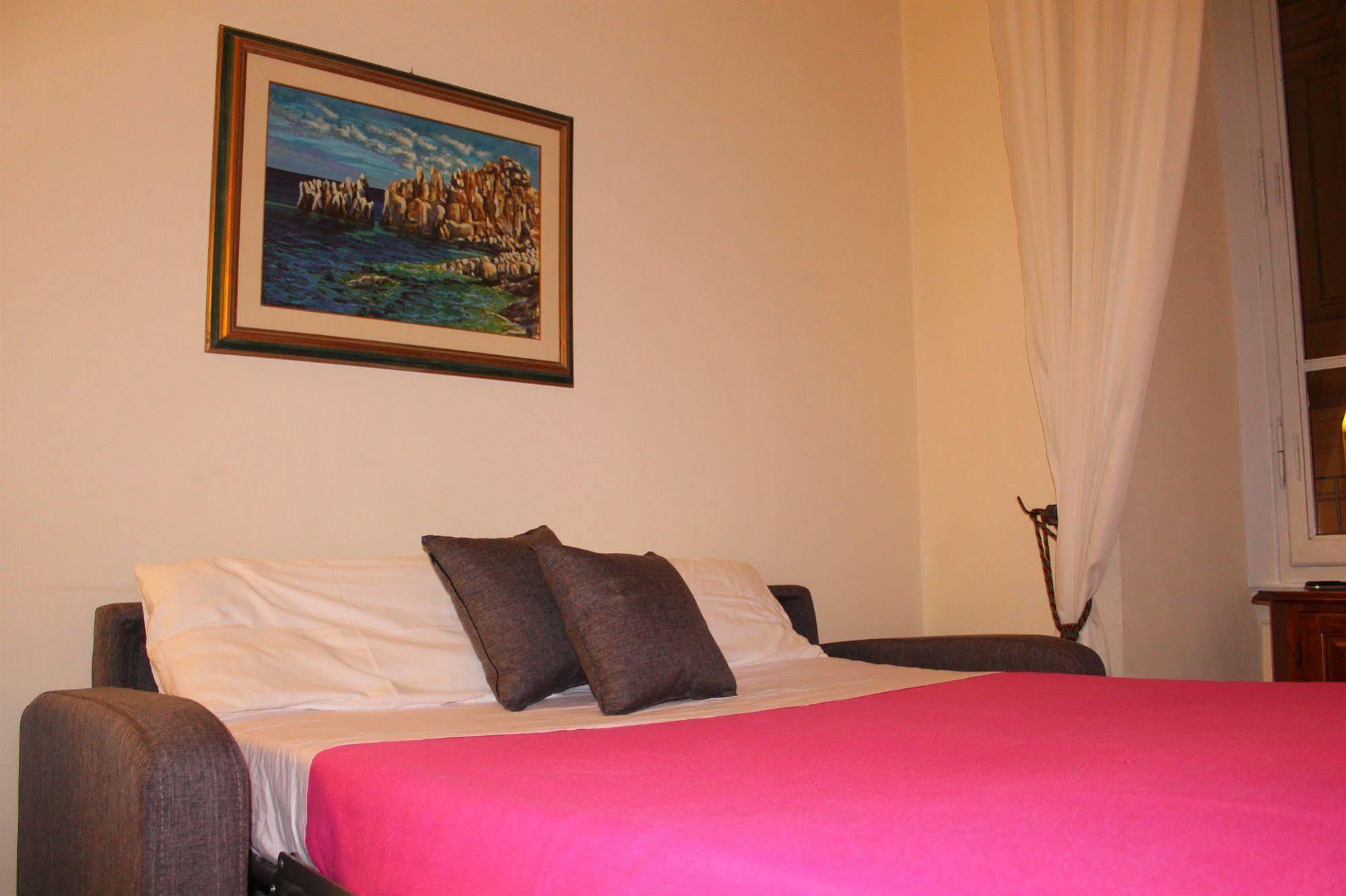 Via Roma Suites Флоренция Экстерьер фото